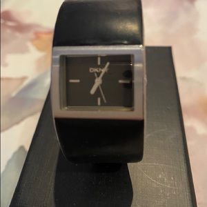 DKNY Ladies Watch